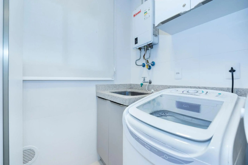 Varandas do Atlântico 206B - Excelente apartamento em condomínio de luxo a beira mar - Piscina climatizada - Academia