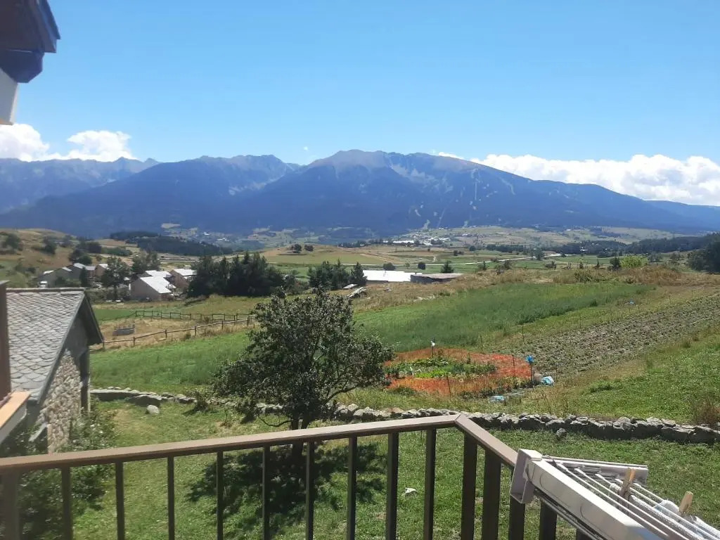 Appart 50m carré maxi 6 personnes vue panoramique montagne