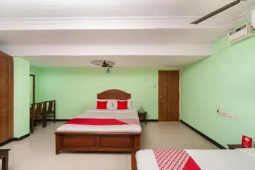 Madurai Velnachiyar Guest House by OYO Rooms