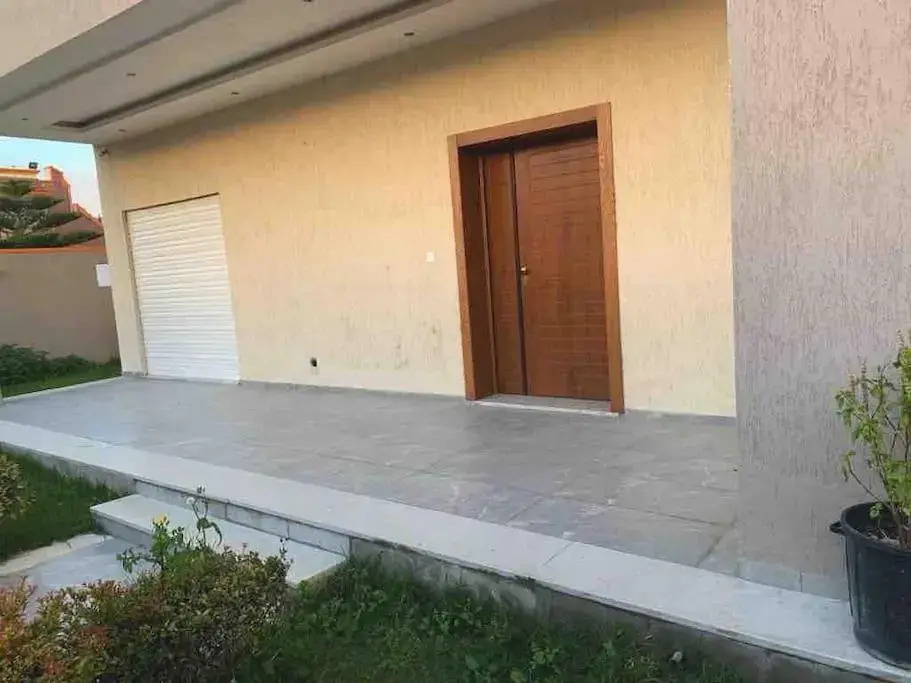 Appartamento di lusso a V785+3V9 Tunis