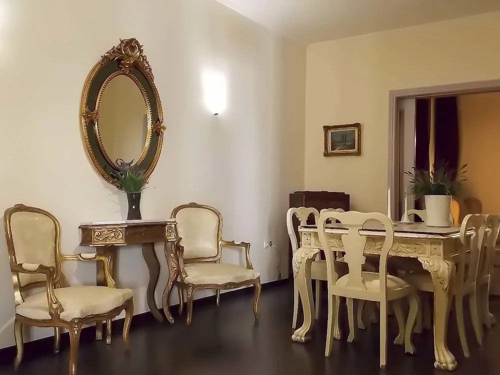 Athens Stylish Apartment