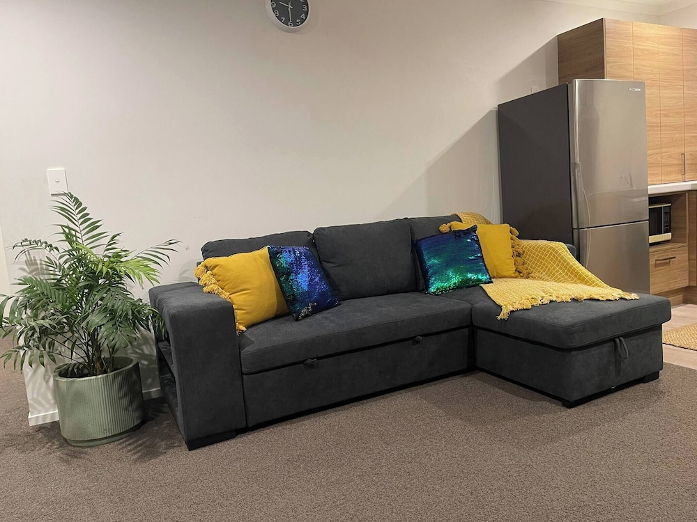 New Stylish 2-bedroom House in Frankton, Hamilton