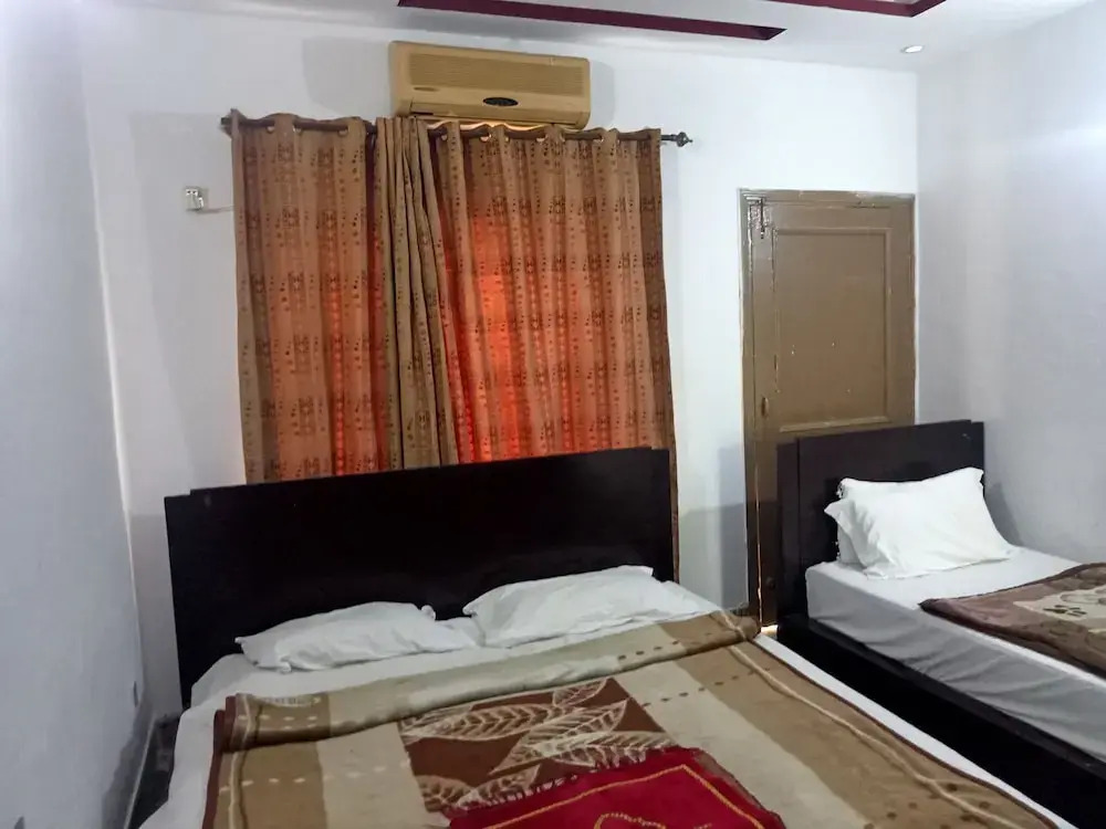 New White Rose Guest House