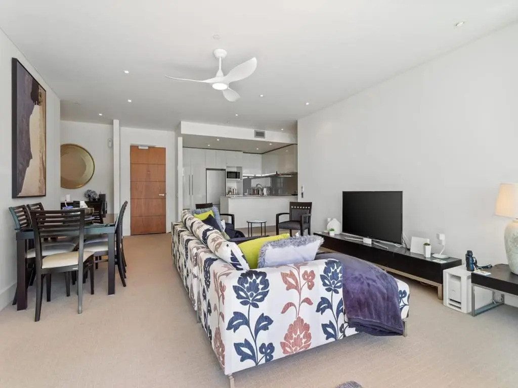Gorgeous 2BR in Wynyard Quarter by Zodiak Stays