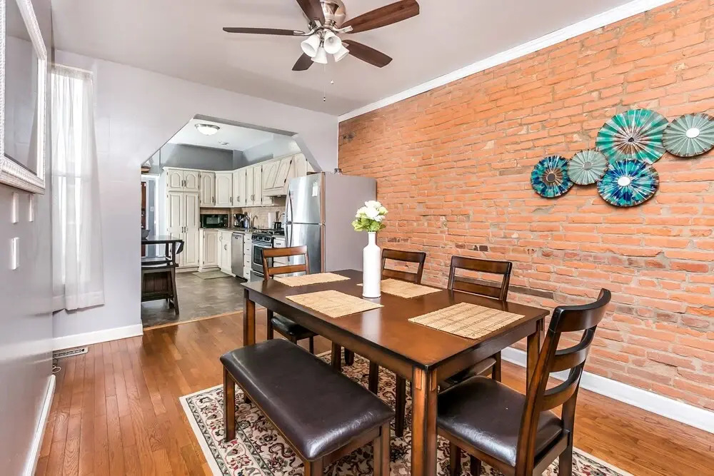 Charming Home Near Harbor&stadiums W/2carparking