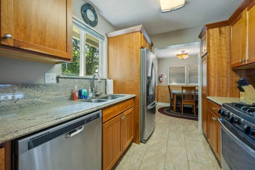 Cozy Green Cottage Coeur d Alene ID