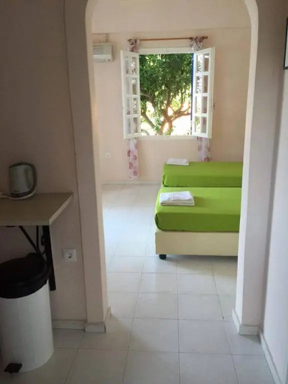 Aprilis Apartments