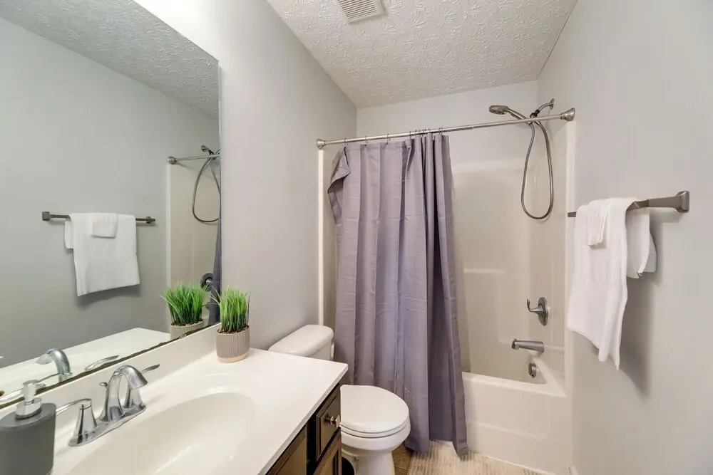 Havelock Home: Private Yard, 2 Mi to Cherry Point!