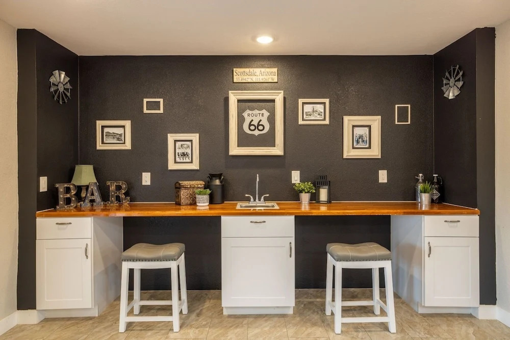 Scottsdale Osborn 3 Bedroom Home by RedAwning