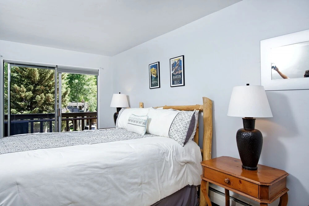 Timber Ridge Unit 2e 1 Bedroom Condo by RedAwning