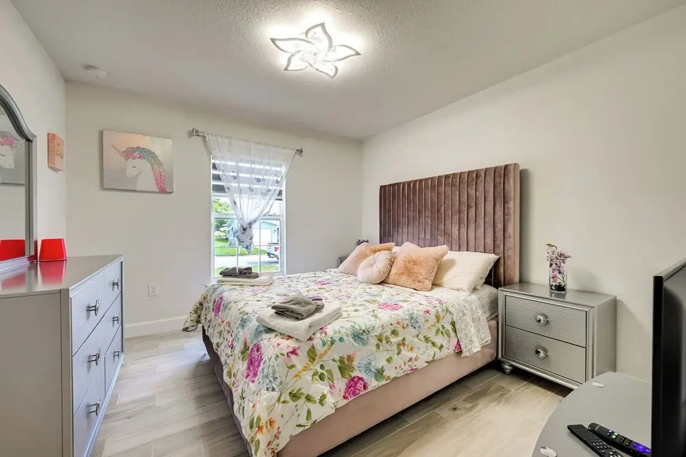 Rotonda West Gem: Screened Lanai 4 Mi to Beaches