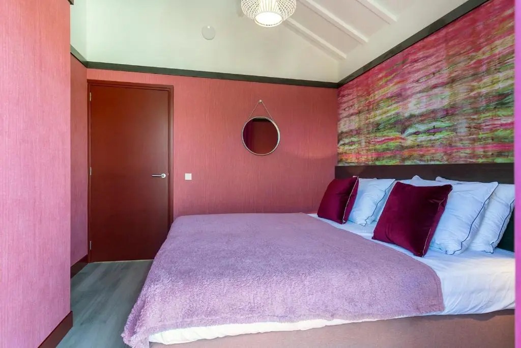 DRL45 Luxury apartment in the heart of Domburg