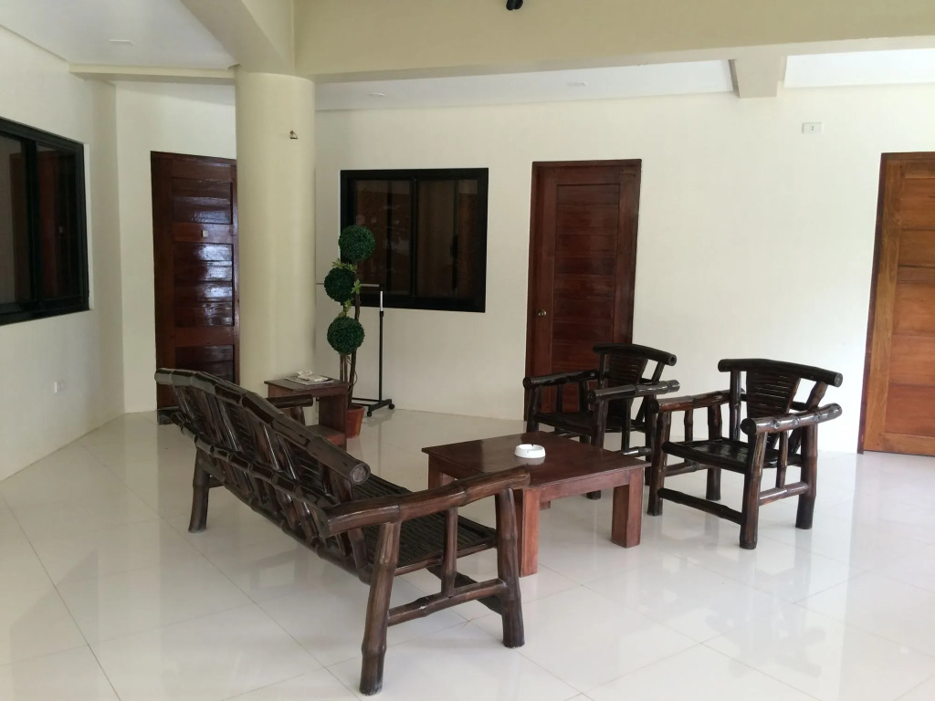 Inngo Tourist Inn