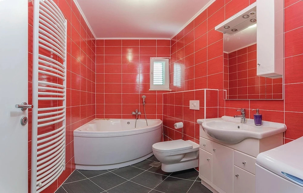 Nice Home in Kastel Novi With Sauna, Wifi and 8 Bedrooms