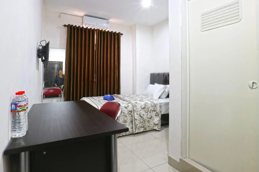Saloka Guest House & Residence