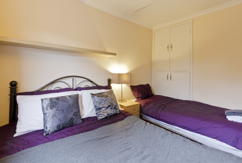 Egham House