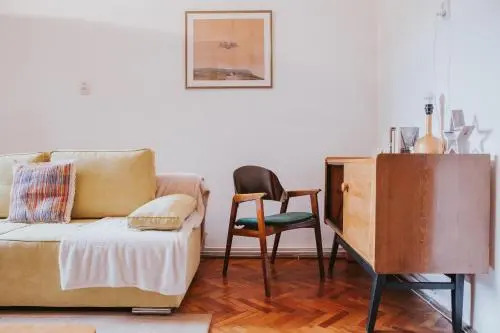 Neo Apartment Queen