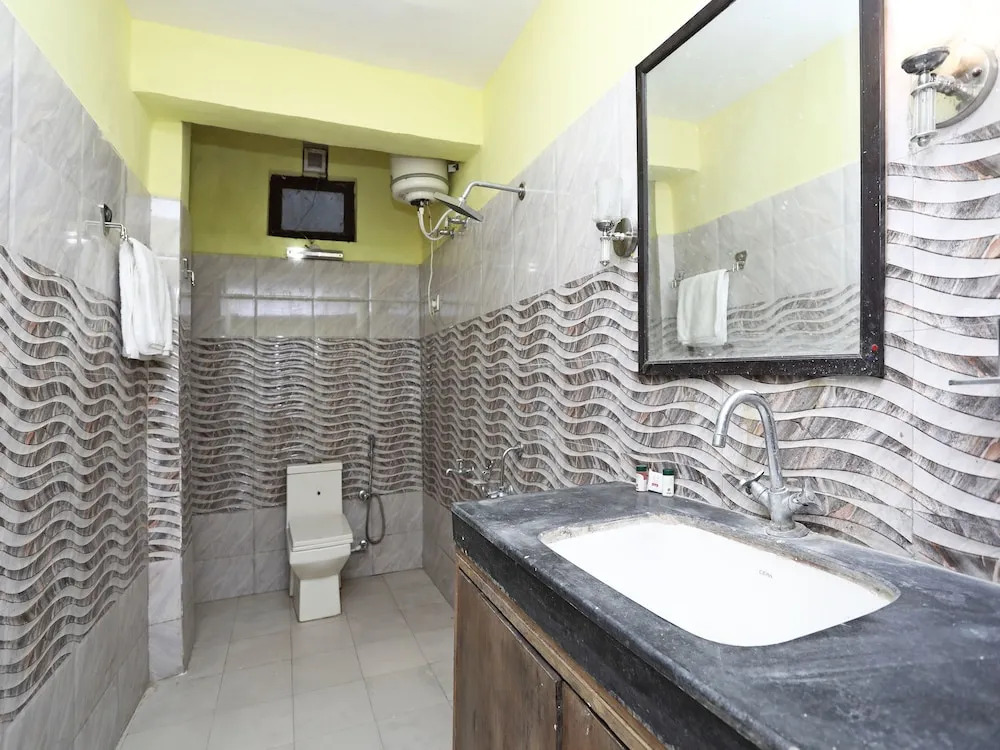 OYO 12487 Home2BHK Clock Tower Mussoorie
