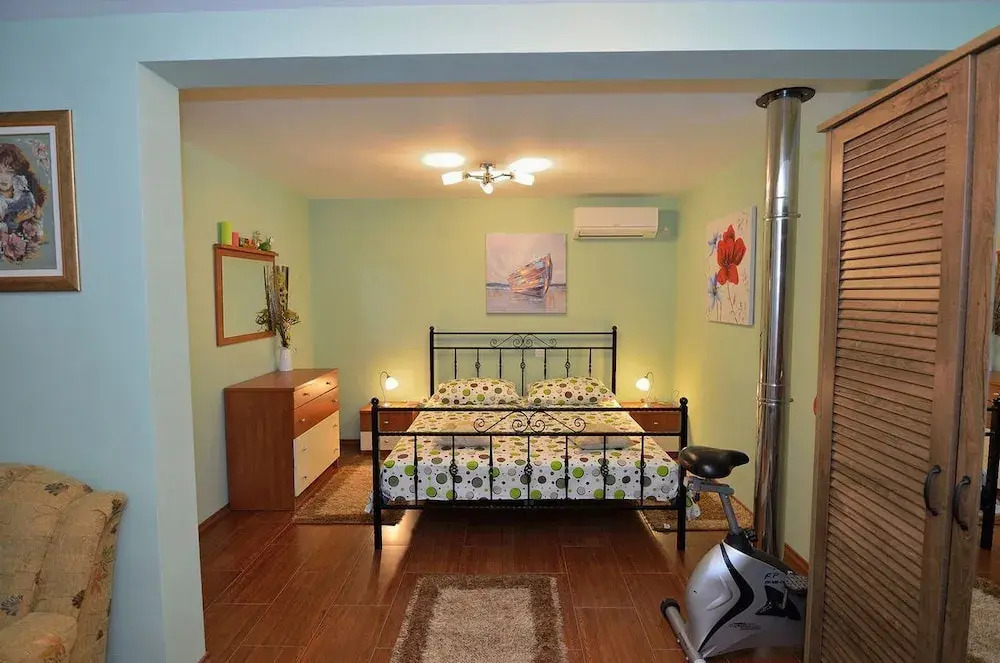 House Tihana