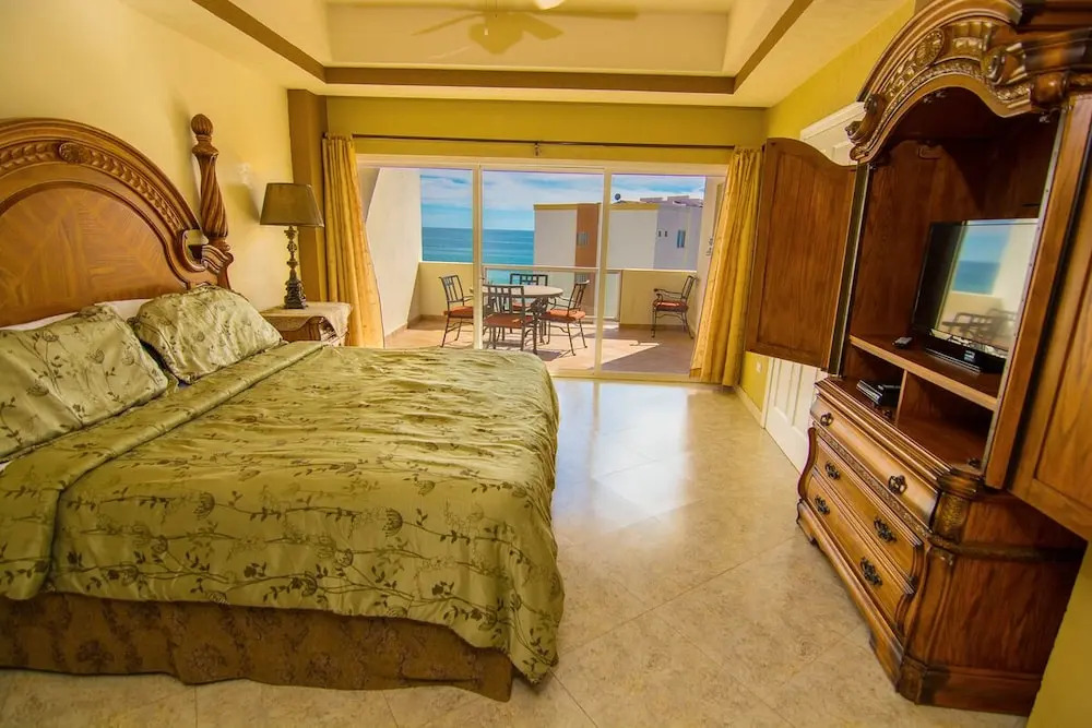 Bonita 703 - 3 Br Condo
