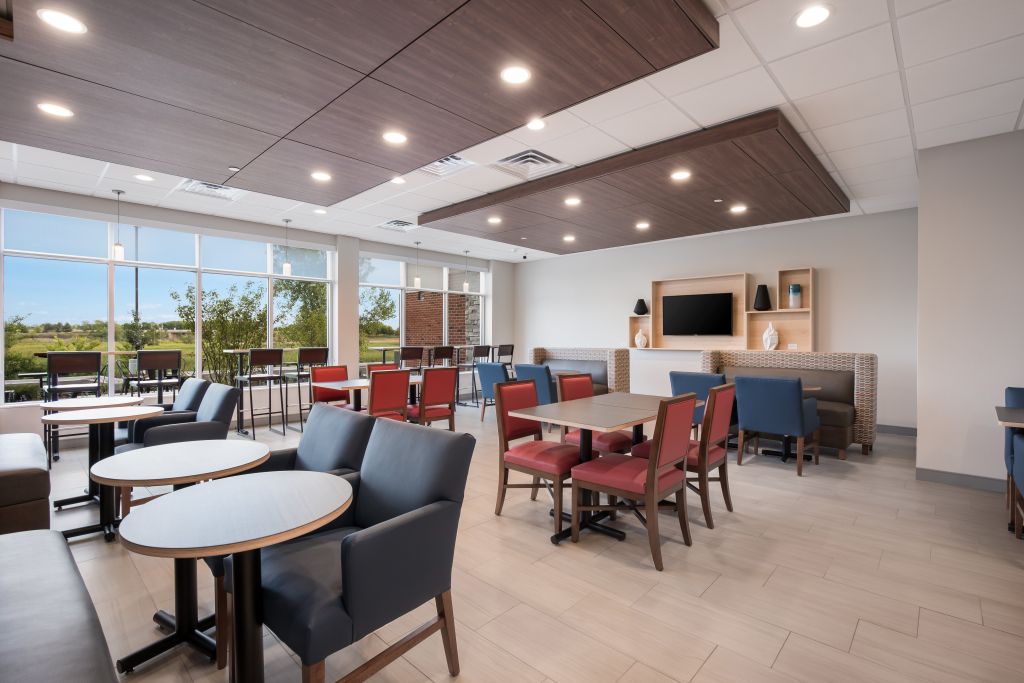 Holiday Inn Express & Suites Chicago - Hoffman Estates by IHG