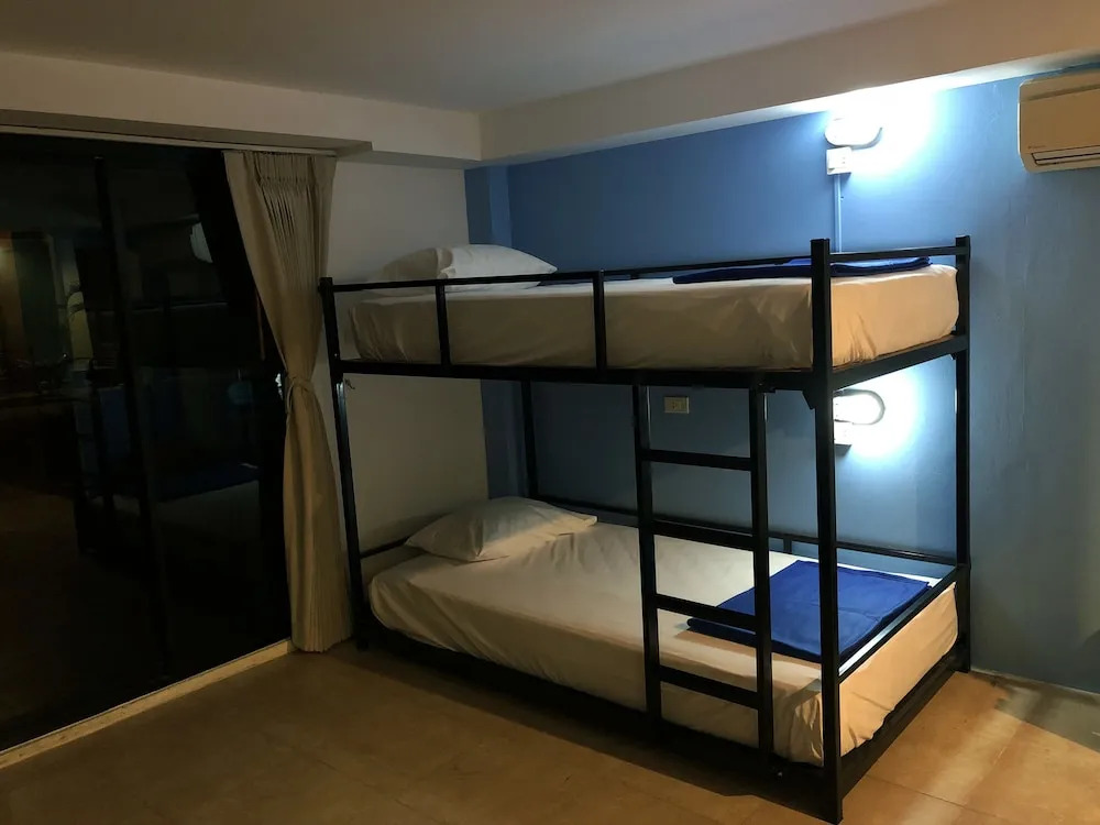 Bodega Phuket Party Resort - Adults Only