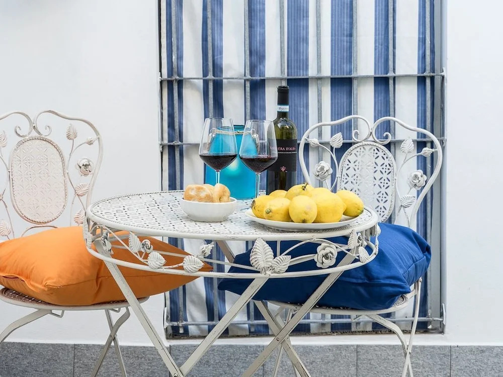 Cornabrugia Patio Apartment