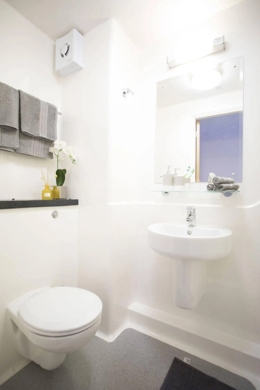 Beaverbank Place - Campus Residence