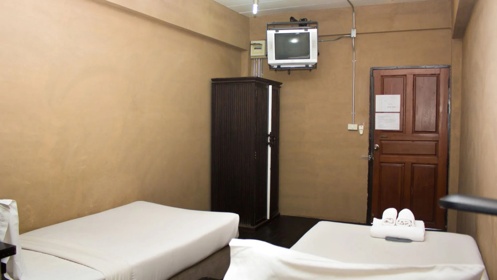 B2 Santitham Boutique and Budget Hotel