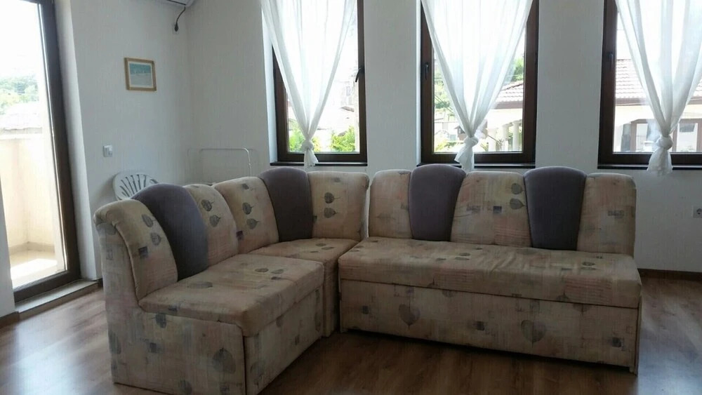 Remarkable 2-bed Apartment in Aleksandrovo