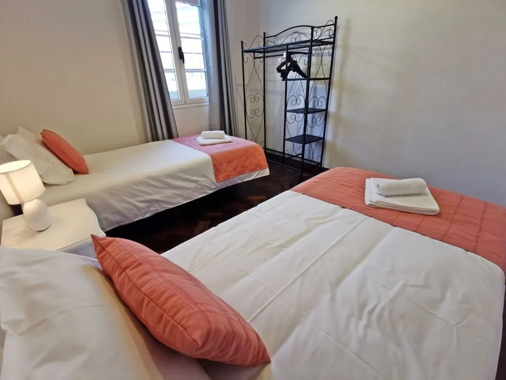 CASA DOS AVÓS Apartments with Pool in Funchal