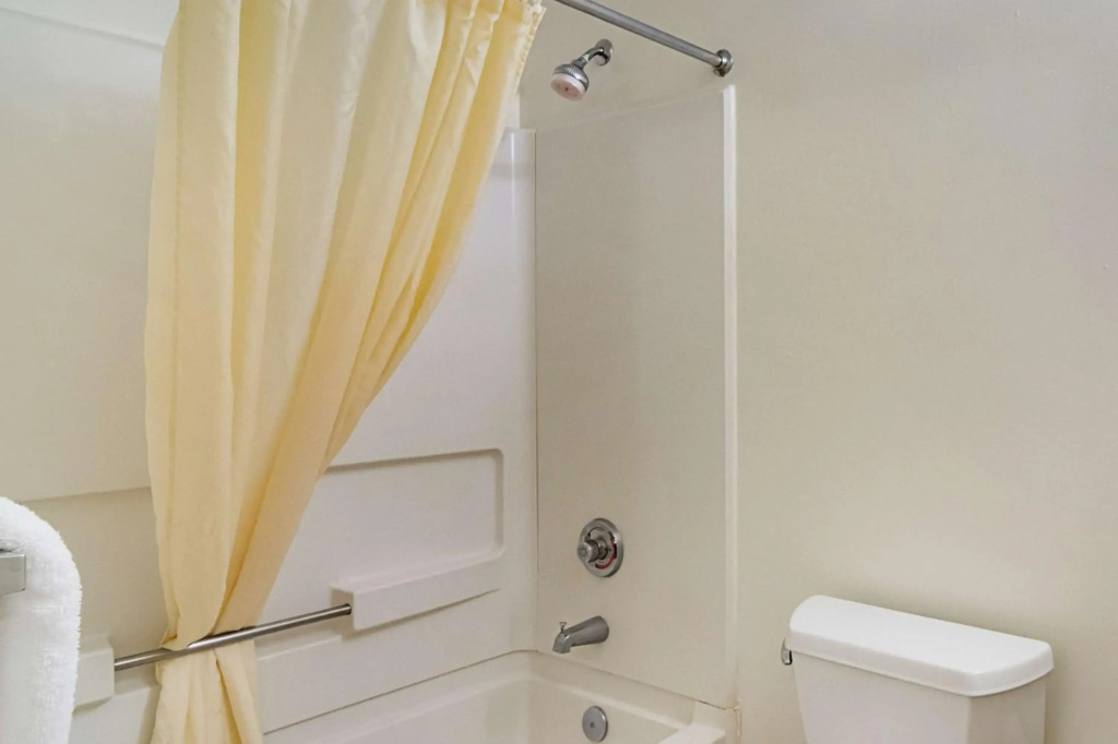 Studio 6 Extended Stay - Fayetteville, NC - Fort Liberty Area