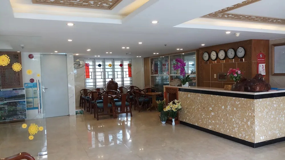 Nang Vang Hotel