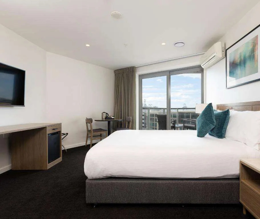 Nesuto Stadium Hotel And Apartments