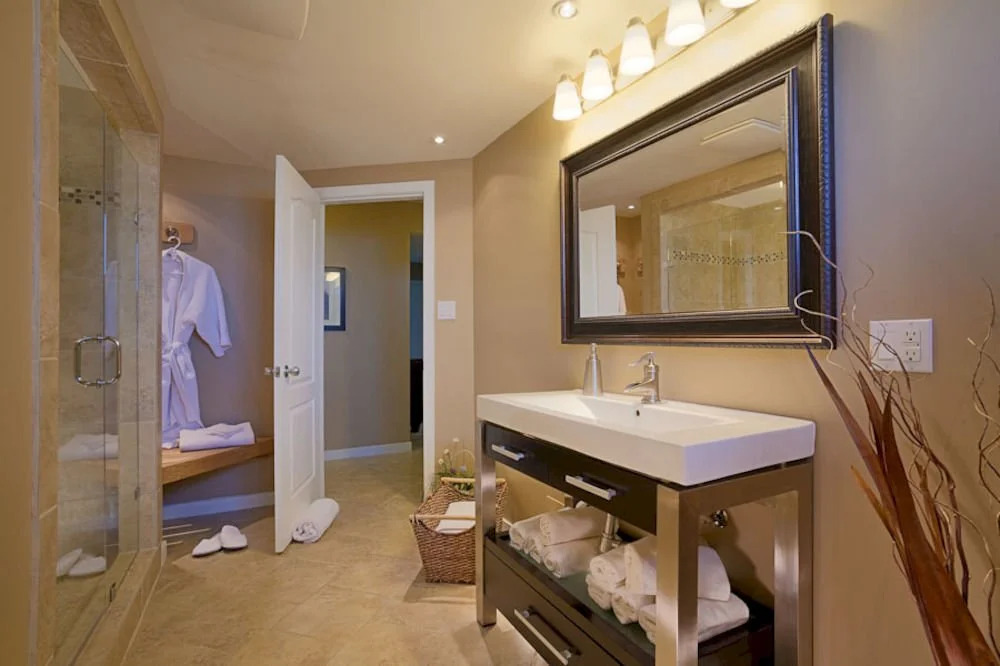 Kelowna Apple Tree Bed & Breakfast