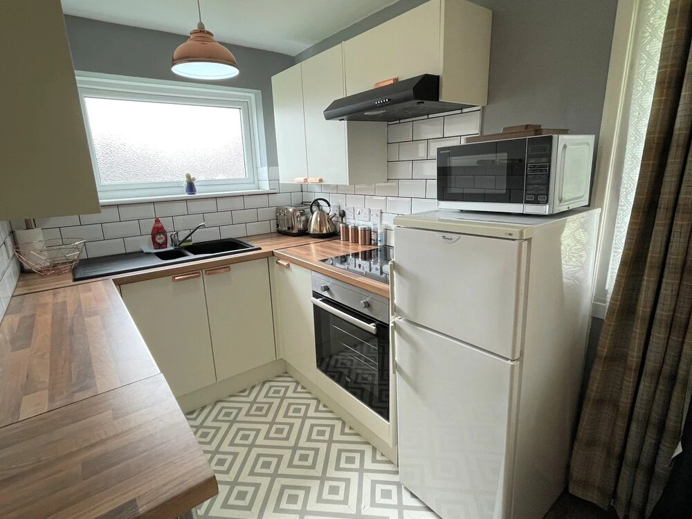 Sea Breeze Holiday Chalet, Convenient for Beach