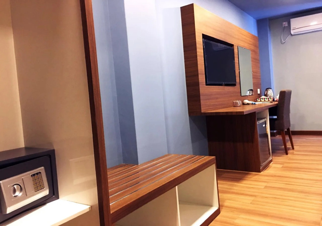Hotel Azure