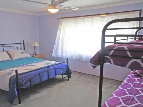 Catalina', 7 Catalina Close - Air Conditioned Large Home With Boat Parking