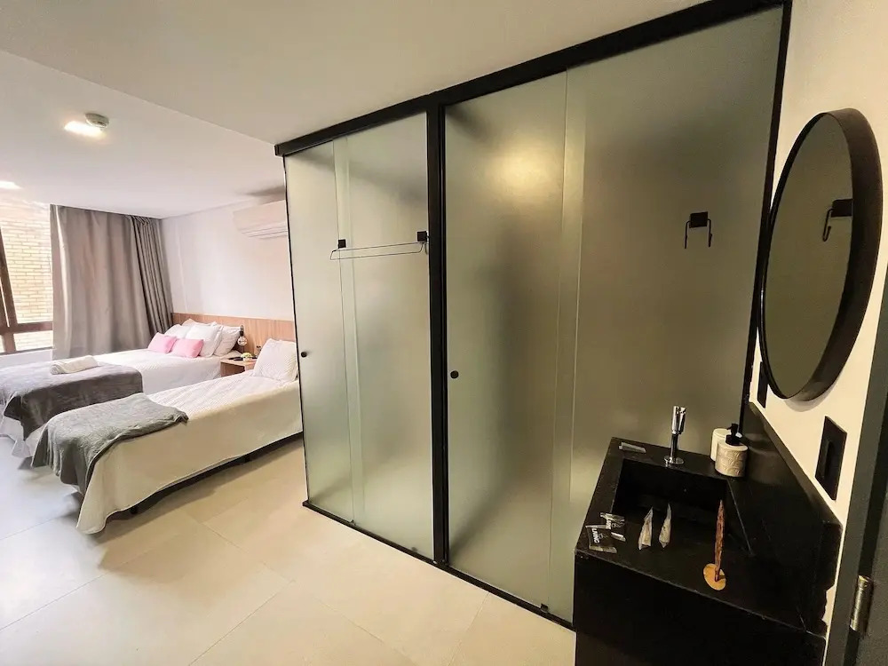 Flat Studios Get Sense - by Living