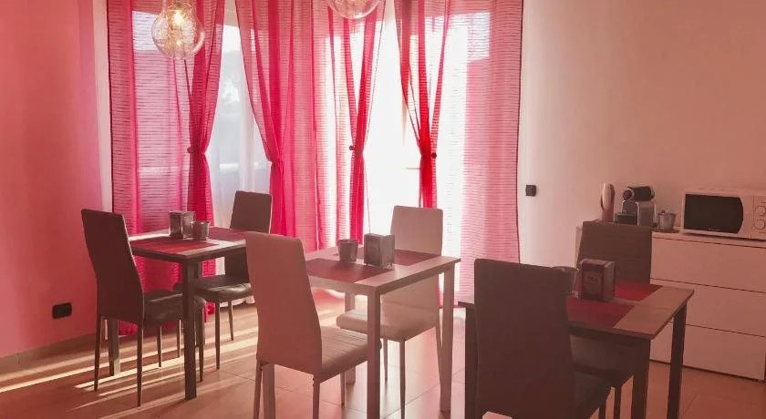 Color House Malpensa B&B