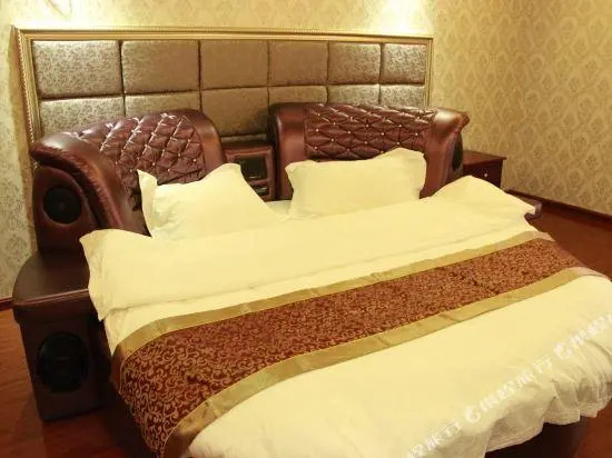 Yikai Business Hotel