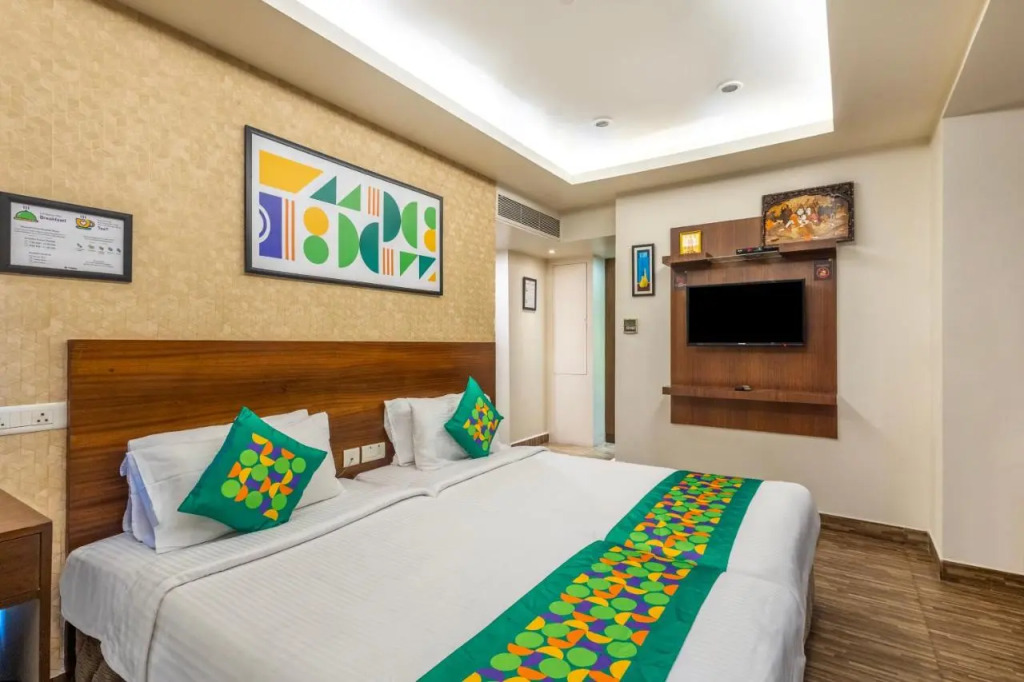 Twin Star Hotel