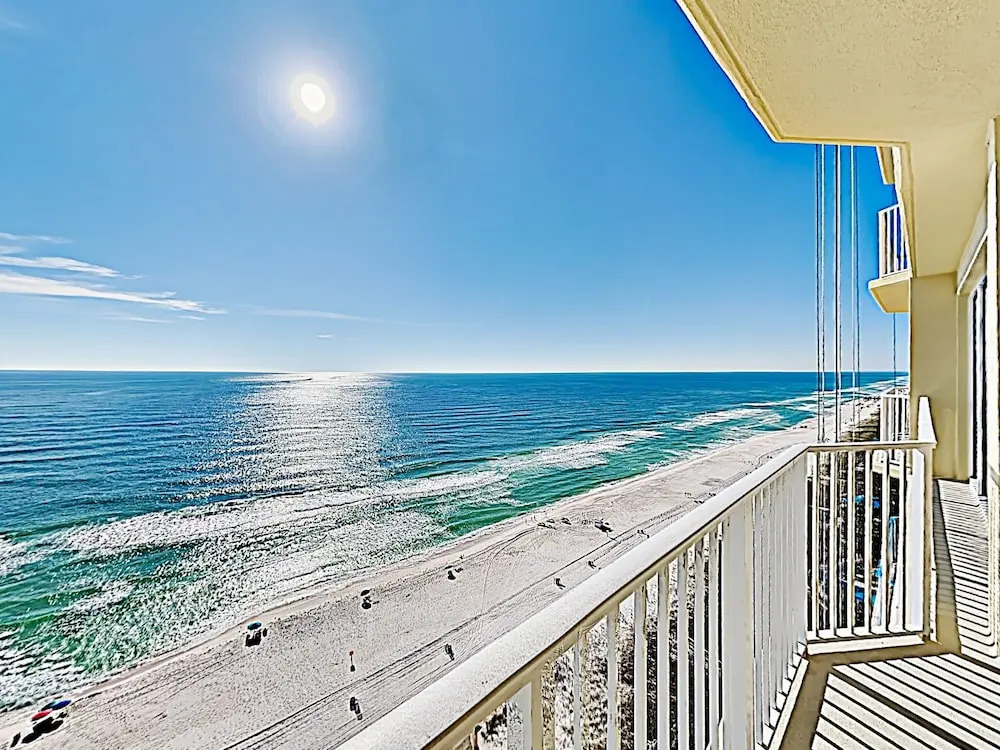 New Listing! Gulf-front Getaway W/ Pools & Hot Tub 2 Bedroom Condo