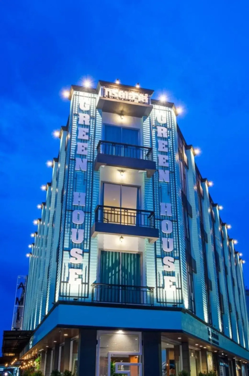Green House Hotel