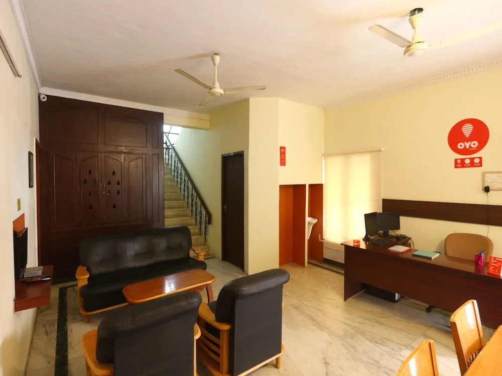 OYO 3715 Nest lay Mogappair
