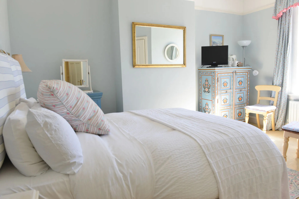 High Beeches B & B