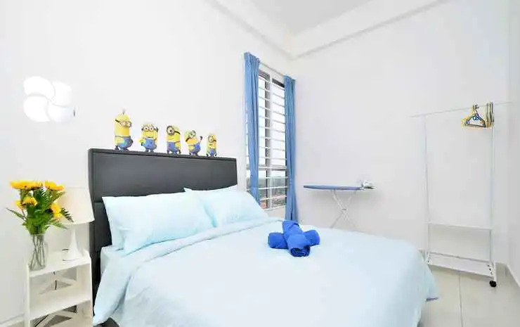 Minions Homestay_Near KLIA_WIFI + TV Box