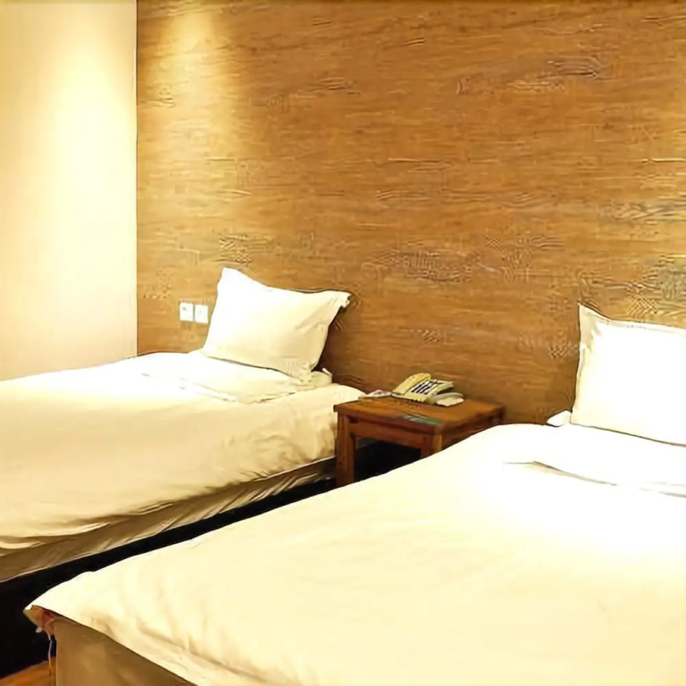 Orange Hotel