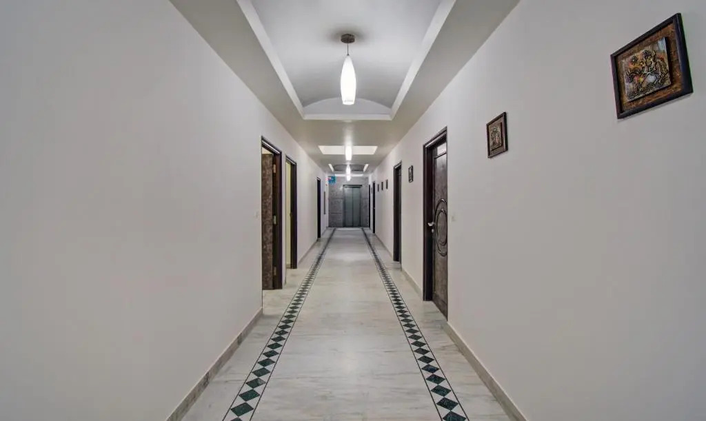 Treebo Maharaja Residency Family Hotel