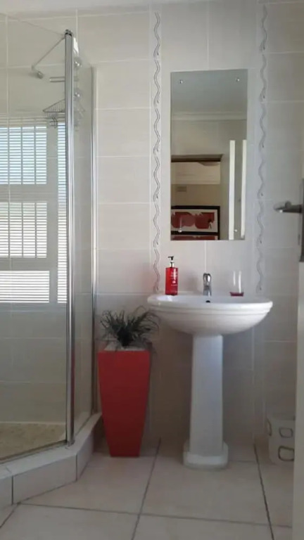 Crystal Villa Guesthouse